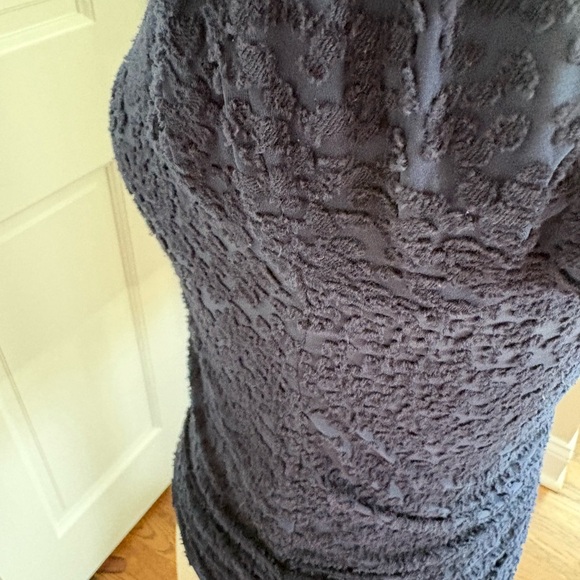 Rag and Bone Textured Top Navy - Picture 4 of 7